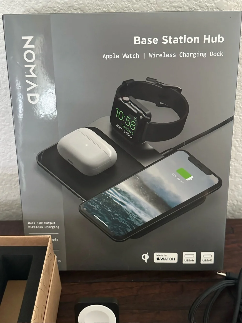 NOMAD Base Station Hub Apple Watch Wireless Charging Dock